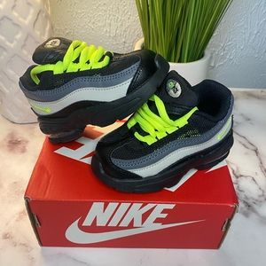 Nike Air Max ‘95 size 5C